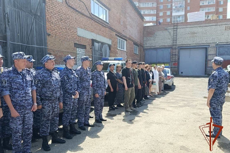 Совместные учения сотрудников Росгвардии и МЧС состоялось в Томске