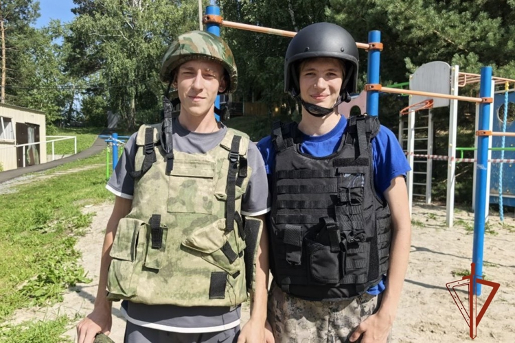 Акция «Каникулы с Росгвардией» продолжается в Томской области