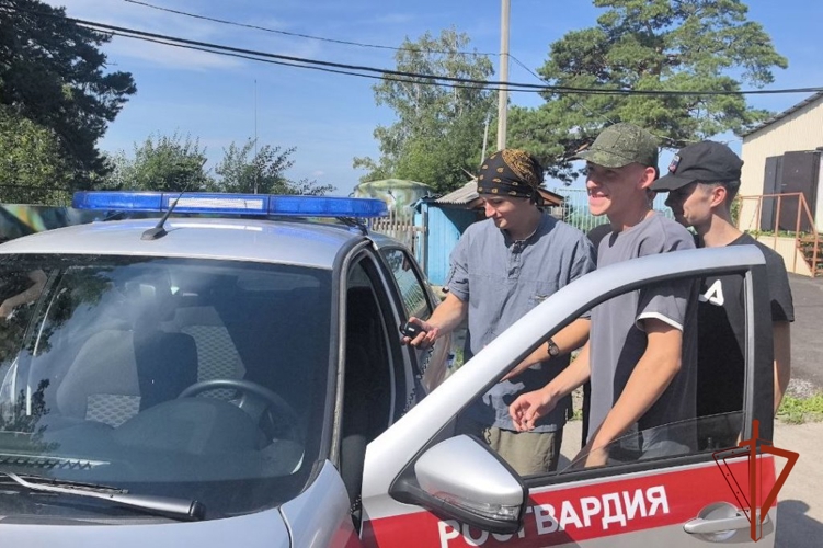 Акция «Каникулы с Росгвардией» продолжается в Томской области