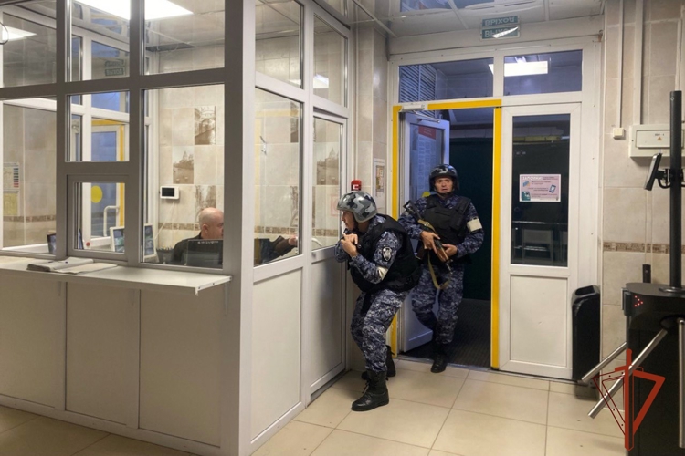 Всероссийские учения на объектах образования прошли при участии Росгвардии в Томской области