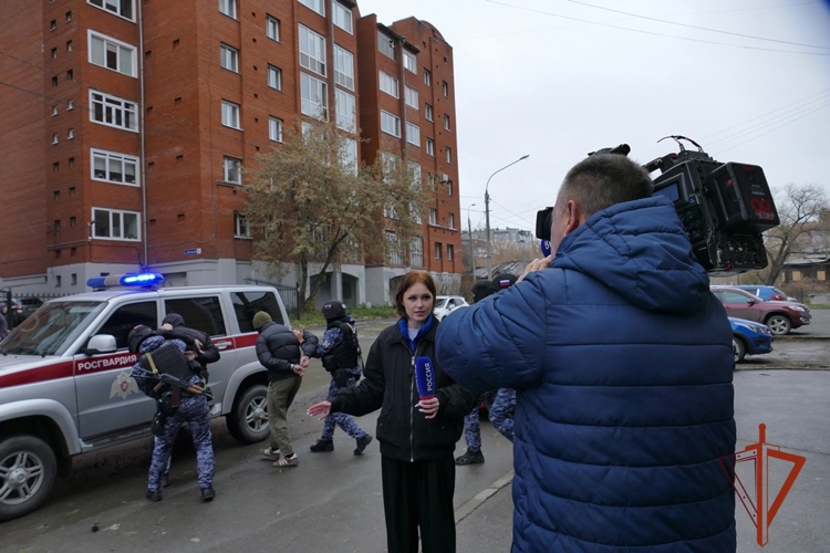 Торжественное построение в честь 73-летия вневедомственной охраны Росгвардии состоялось в Томске