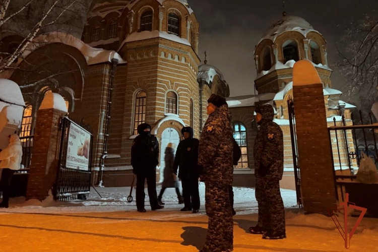 Росгвардия обеспечила безопасность празднования Рождества Христова в Томской области (видео)