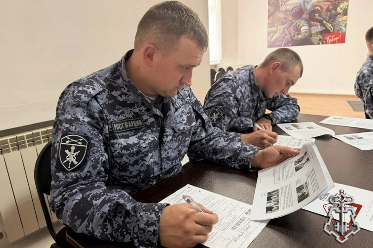 Росгвардейцы присоединились к международной акции «Диктант Победы» в Томской области