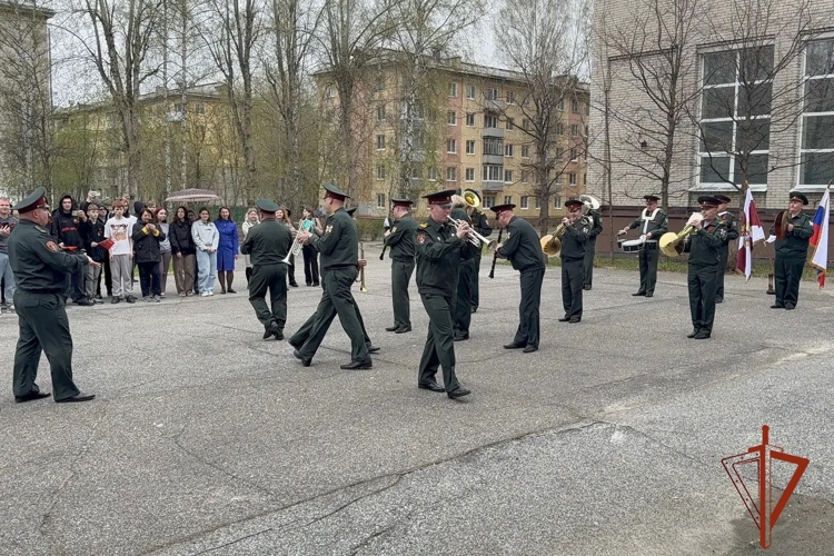 Росгвардейцы в Томской области провели серию патриотических мероприятий