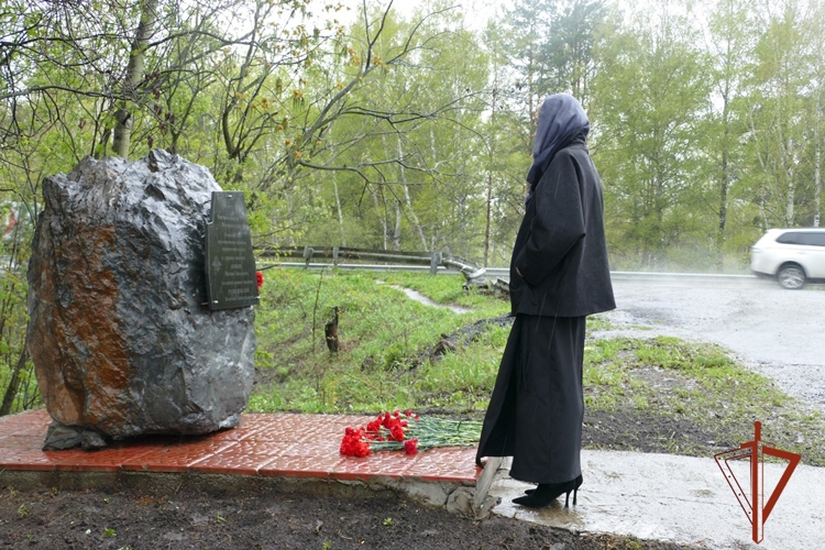 В Томске почтили память сотрудников вневедомственной охраны, трагически погибших 15 лет назад