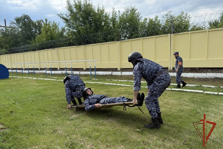 Экипаж вневедомственной охраны Росгвардии из Томской области вошел в состав сильнейших на окружном этапе конкурса профмастерства (видео)