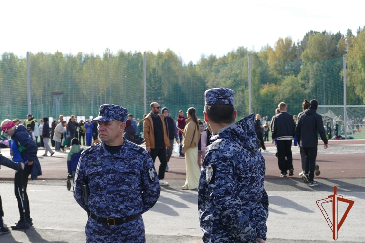 Росгвардейцы в Томской области обеспечили безопасность Всероссийского дня бега «Кросс нации – 2026»