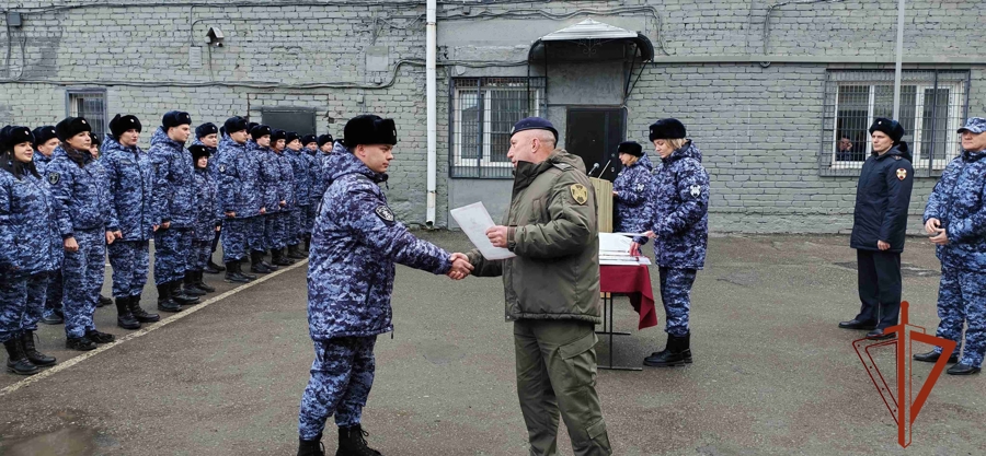 Торжественное построение в честь 74-летия вневедомственной охраны Росгвардии состоялось в Томске