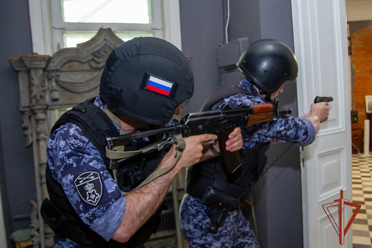  Росгвардейцы в Томской области совершили более 12000 выездов по сигналу «тревога» 